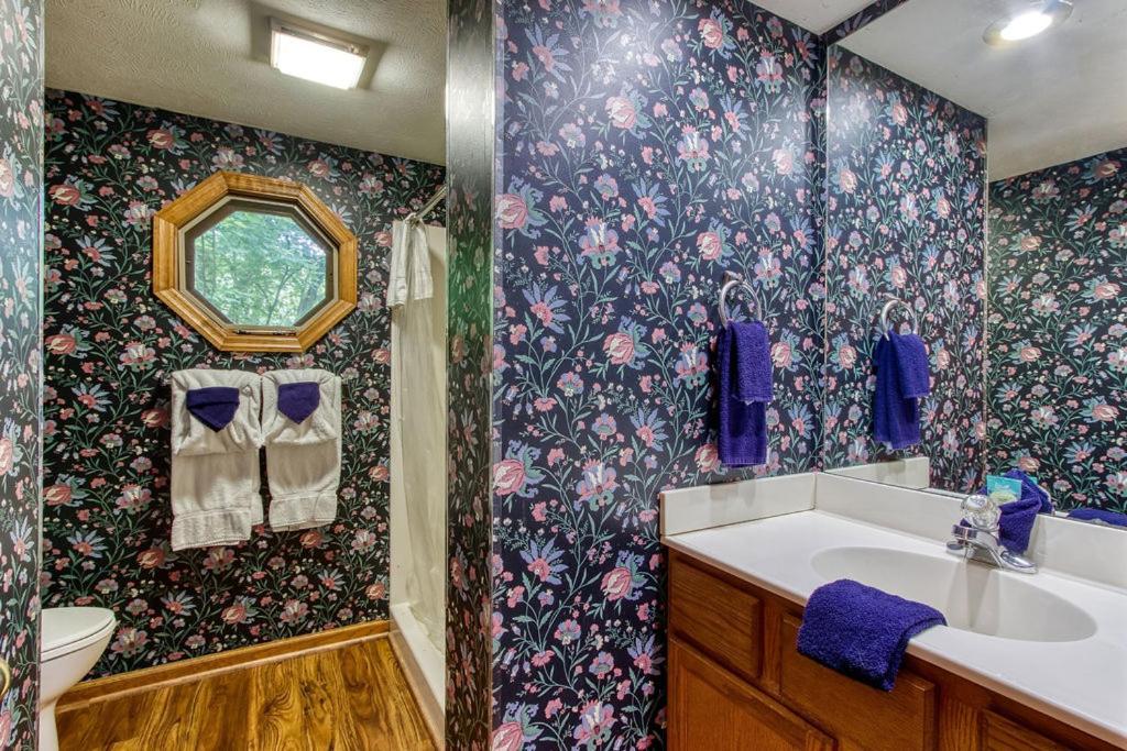 Serenity Heights, Amazing Views, Hot Tub Pool Access, 1089 Free Tickets Each Paid Day, Dollywood Gatlinburg Eksteriør billede