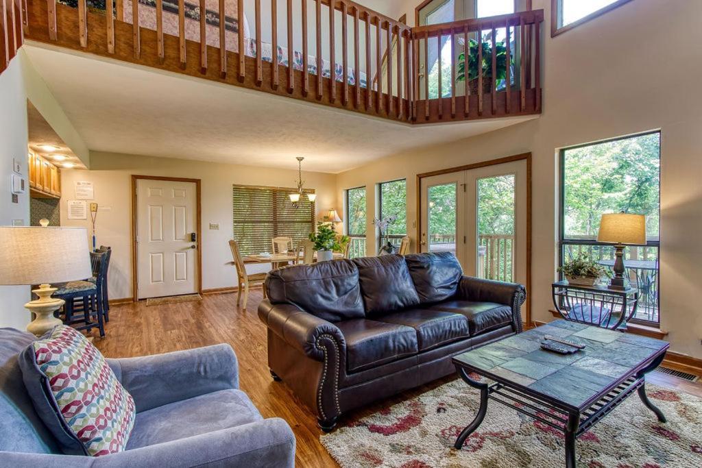 Serenity Heights, Amazing Views, Hot Tub Pool Access, 1089 Free Tickets Each Paid Day, Dollywood Gatlinburg Eksteriør billede