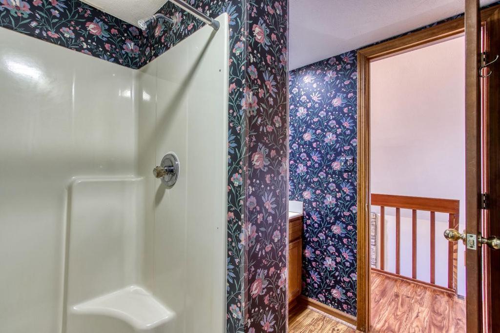 Serenity Heights, Amazing Views, Hot Tub Pool Access, 1089 Free Tickets Each Paid Day, Dollywood Gatlinburg Eksteriør billede